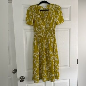 Yellow Floral V-Neck Smocked Waist Dress with pockets